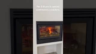 Accensione caminoalegna Jotul utilizzo dellinserto a legna in ghisa Spazzacamino [upl. by Aihtennek44]