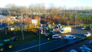 Boeren en bouwers blokkeren poorten Tata Steel [upl. by Tekcirk]