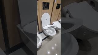 vive wc rimless toilet 26998in0 kohler26998in0kohlerindiahydrolicseat [upl. by Menzies]