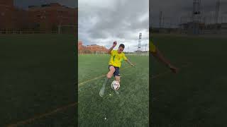 ¿SERÉ POSIBLE DE DAR TOQUES AL BALÓN EN TACONES [upl. by Donnie681]