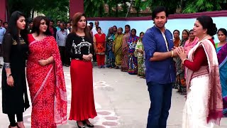 শাকিব খানকে কাছে পেয়ে সবাই আনন্দে আত্মহারা Raja Babu  Shakib Khan Apu Biswas Bobby  Movie Clip [upl. by Drol]