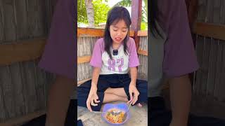 Lomba makan seblak dongg sambilancuan shortvideo [upl. by Wulfe]