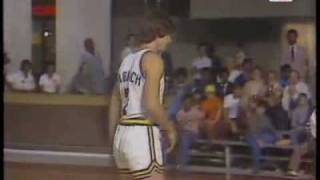 Pistol Pete Maravich vs Bubbles Hawkins  HORSE [upl. by Magill]