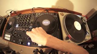 PIONEER DDJ1000 USE THE MIXER LIKE THE DJM900NX EFFECTS WITH VINYL [upl. by Llireva]