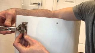 How to remove an IKEA kitchen door [upl. by Anayit]