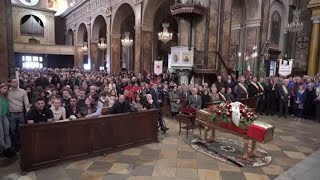 Funerale Matilde Lorenzi uno sci col suo nome e il Tricolore ad avvolgere la bara [upl. by Anawt]