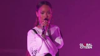 Rihanna quot Workquot Live [upl. by Evyn]