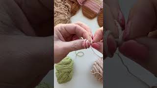 The most secure way to join two yarns 🧶 MAGIC KNOT TUTORIAL [upl. by Yaned]