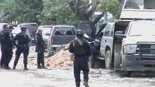 Reacciones violentas en Reynosa por captura de narcotraficante [upl. by Murtha889]