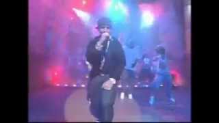 Daddy Yankee  Machucando Live [upl. by Arodnap]