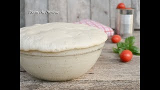 Impasto per pizza a lenta lievitazione con 1 g di lievito di birra  Ricette che Passione [upl. by Ahsets]