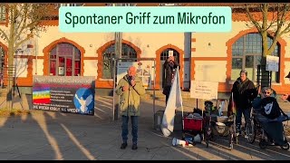 Spontaner Griff zum Mikrofon [upl. by Honig]