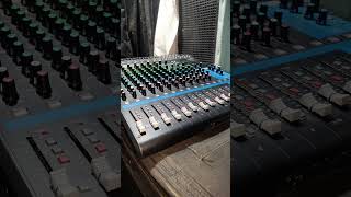 Yamaha mg16xu mixer bast mixer for Live program [upl. by Issirk]