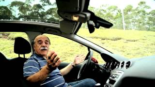 Com mudança apenas no câmbio Vrum testa o Peugeot 308 versão 2014 [upl. by Eleumas443]