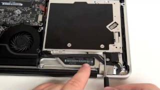 How to Remove the Battery and Hard Drive in 17quot Macbook Pro [upl. by Annawad]