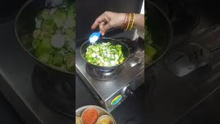 Kundru ki sabji kaise bnaye 5 min me lunch ke liye kundru sabzi lunch 5min [upl. by Mahon]