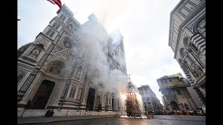 Scoppio del Carro di Firenze  Pasqua 2018 [upl. by Weinstein]