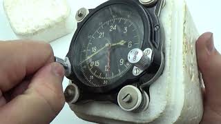 129 ChS 55M Russian USSR Military AirForce Aircraft Cockpit Clock Achs 1 077059 [upl. by Eelyahs]