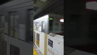 地下鉄成増駅｜東京メトロ副都心線（東武鉄道9050型電車）Fライナー通過。R64。TOBU on TOKYO METRO Chikatetsunarimasu Staton JAPAN TRAIN [upl. by Oahc]