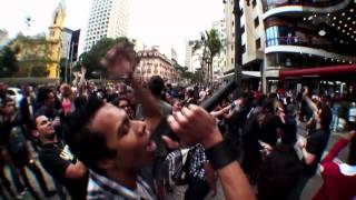 FLASHMOB GALERIA DO ROCK  Raul Seixas [upl. by Attenrev]