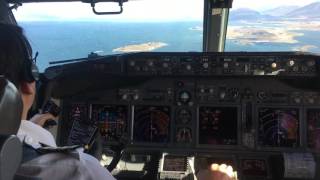 Boeing 737 700  Approach and Landing  Ushuaia  Argentina [upl. by Nailluj]