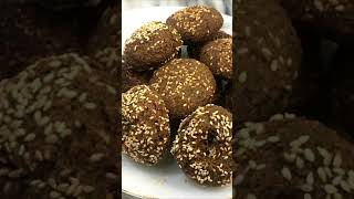 Falafel  Arabic Falafel  Lebanese Falafel  Syrian Falafel  فلافل  Arabian Street Food [upl. by Jeunesse]