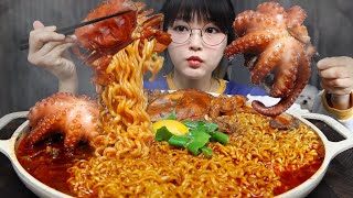 한그릇의 행복🍜육해공 라면 먹방 SPICY RAMYEON with SEAFOODMEAT MUKBANG ASMR [upl. by Strohbehn]