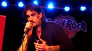 Melendi  Cheque Al Portamor 14122012 Hard Rock Café [upl. by Ilrebma388]