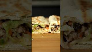 Prova la piadina in questo modo Non te ne pentirai al pari del Kebab shorts sandwich food [upl. by Coltin84]