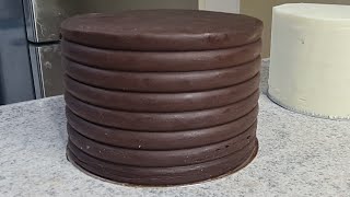 Ganache Mágico toca la torta y no pasa nada tortas cobertura [upl. by Gimpel]