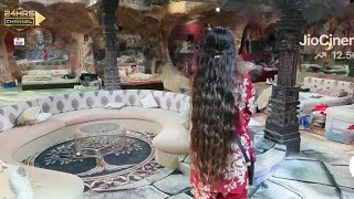 Chahat Razat Ka Khana Hua Chori Avinash Ne Diya Chahat Razat Ko Aapna Khana Bigg boss 18 Live [upl. by Glad209]