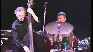 Eliane Elias Jack Dejohnette e Marc Johnson  Desafinado  Heineken Concerts 96 [upl. by Adnawt688]