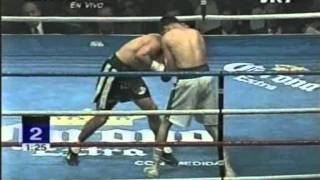 Erik Morales vs Eddie Croft [upl. by Che]