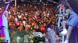 Shatta Wale pulls up in his brand new Escaladesings bak2bak hits at Ursula Owusu’s Birthday concert [upl. by Nyrrad806]