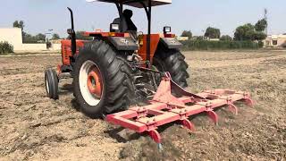 New Holland 850 tractor in Pakistan with heavy cultivator [upl. by Admana]