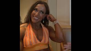 Beautiful Muscular Female Bodybuilder WHAT A SMILE [upl. by Mou]