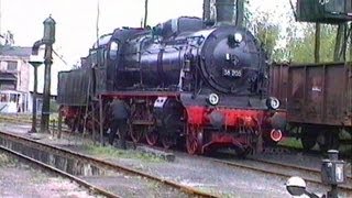 Dampflok 38 205 im Bw AltenburgThüringen  DR 1992  Steam Train [upl. by Owain]