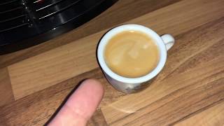 Espresso zubereiten aus Filterkaffee DeLonghi Magnifica ESAM Kaffeevollautomat Bedienung Anleitung [upl. by Aday]