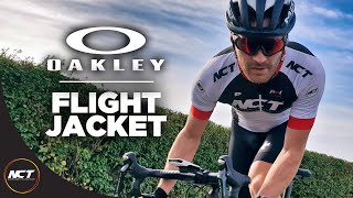 OAKLEY FLIGHT JACKET  LE TEST [upl. by Walther]