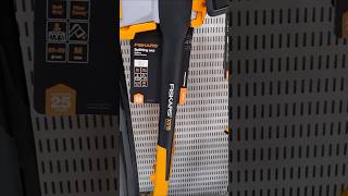 Fiskars X17 Splitting Axe price in Sweden 137 [upl. by Erej]