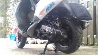 Piaggio Zip 80cc 4T 4 Stroke First start [upl. by Treblihp]