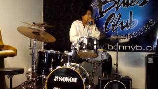 BONNY B riff blues 2 with Drums [upl. by Dolly678]