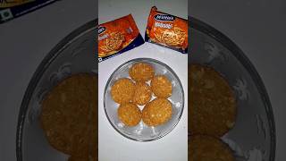 Tasty OatsWholemeal biscuits McVities Hobnobs cheapfood mcvities oats [upl. by Letnohs]