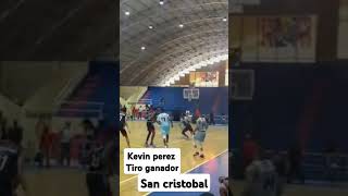 Tiro ganador Kevin Pérez san Cristóbal tbssancristobal tbs superior [upl. by Eldreeda]