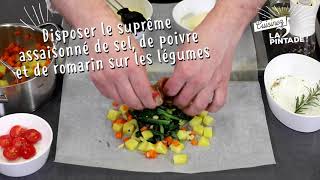 RECETTE Suprême de pintade en papillote [upl. by Hobey]