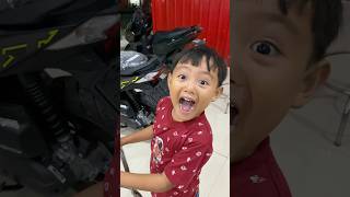 SI RAKA BELI MOTOR BARU minivlog hiburanshorts anakdesa vlog [upl. by Irrem]