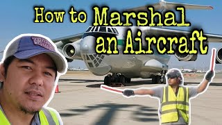 How To Marshall An Aircraft  AIRPORT RAMPMAN [upl. by Cornelle]