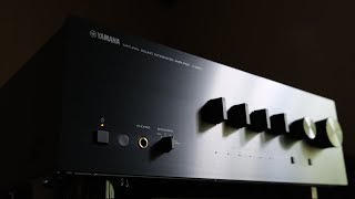 Review The Yamaha AS801 Integrated Amplifier [upl. by Hbaruas]