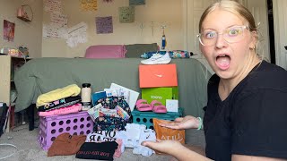 Back To School Haul 20248th grade Try on haul [upl. by Karli364]