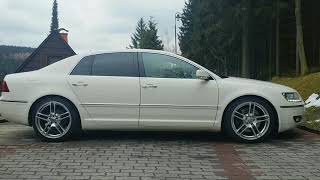 DEMO Tuning VW Phaeton Airmatic Tieferlegung mittels Koppelstangen auf amp ab [upl. by Mixie279]